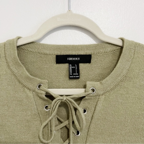 Forever 21 Sage Green Lace-Up Cropped Sweater F21 Women’s Junior’s Size L - Picture 3 of 5